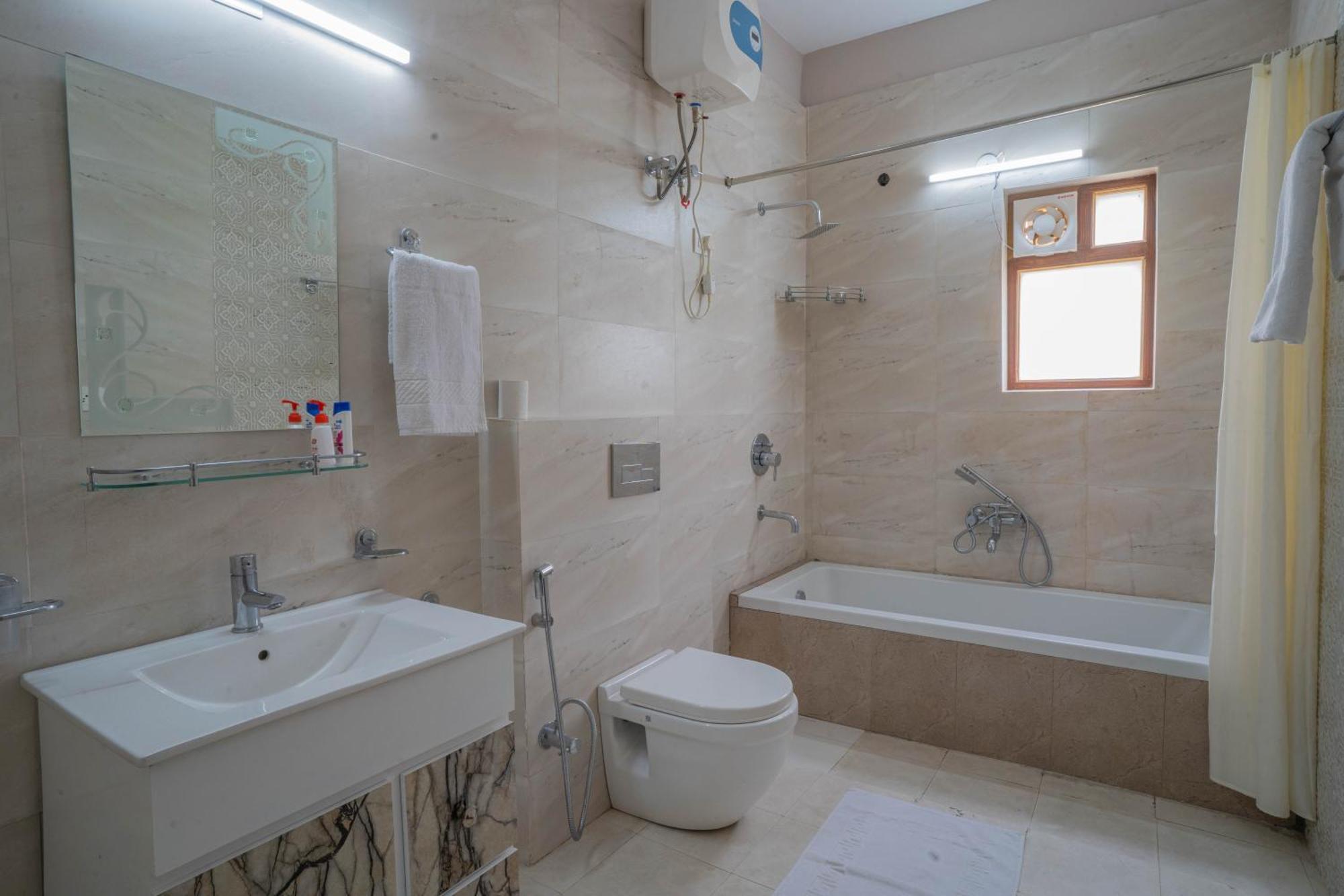 Hostie Sahasrara-3Bhk Chalets, Majkhali, Ranikhet Dış mekan fotoğraf