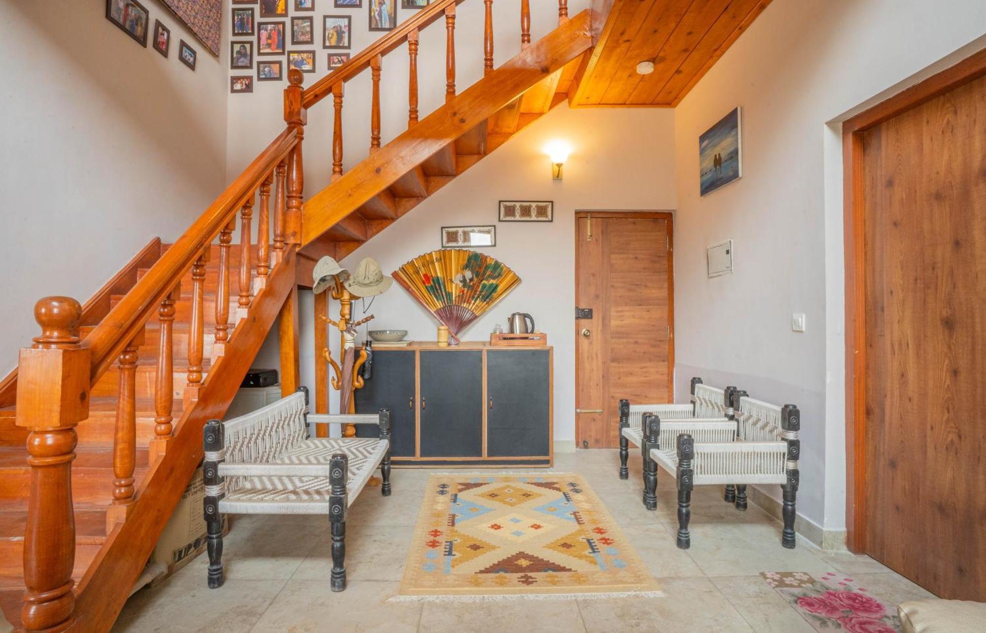 Hostie Sahasrara-3Bhk Chalets, Majkhali, Ranikhet Dış mekan fotoğraf